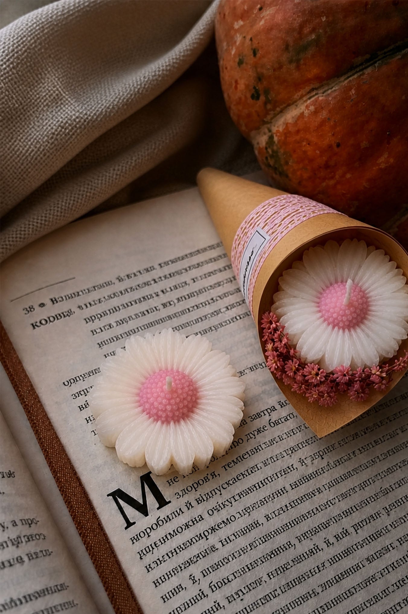Daisy Bouquet Candle – Mini Floral Gift Candle